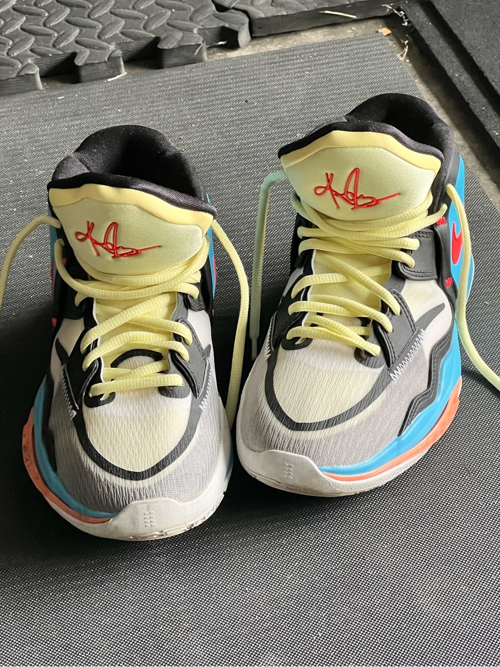 Nike Kids (Kyrie Irving) Multi-Color Sneakers with Yellow Laces and Blue Accents